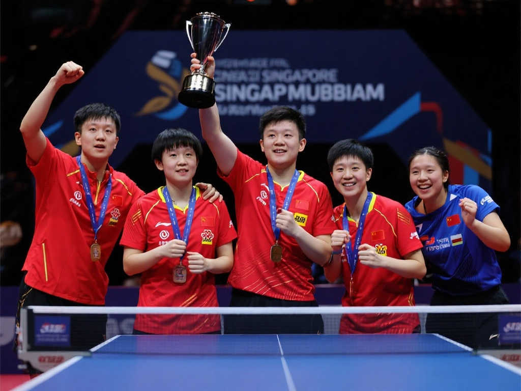 更多球迷似 更多球迷似